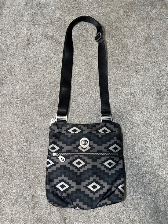 Baggallini Handbags - Baggallini Crossbody Bag Southwest Print Travel Bag Black Grey